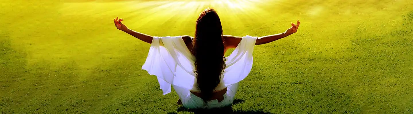 Past Life Regression Group Guided Hypnosis Meditation - Online Class by Lisa Dottoli